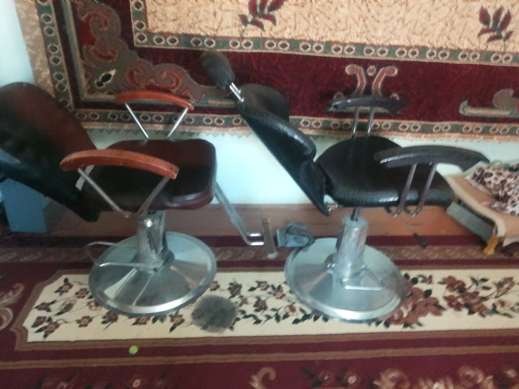 Salon kreslolari tezda sotiladi