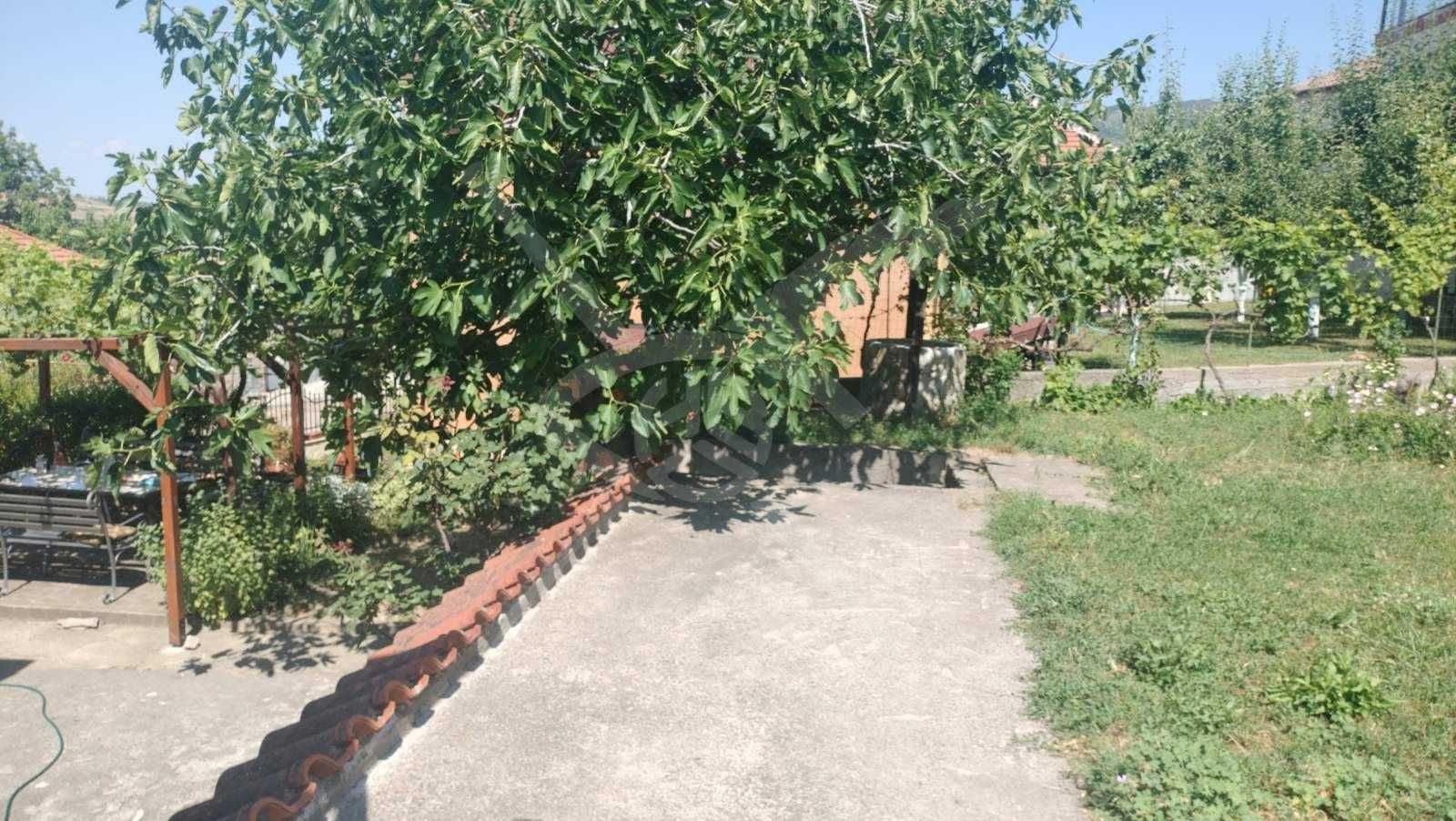 Двуетажна къща в гр. Перущица!