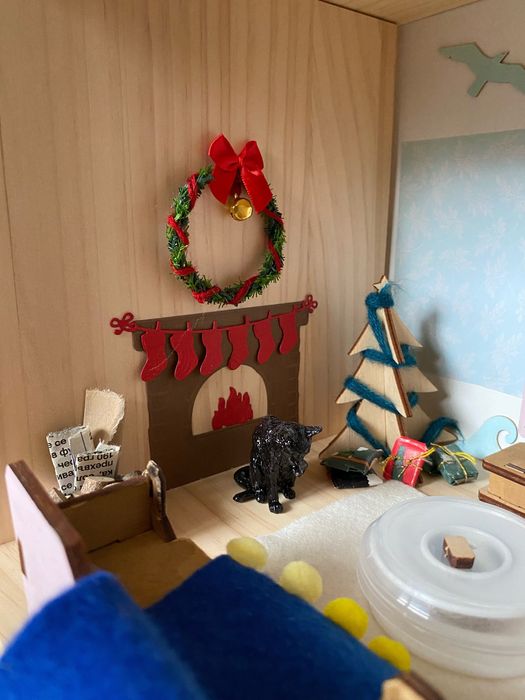 Къща за кукли от дърво