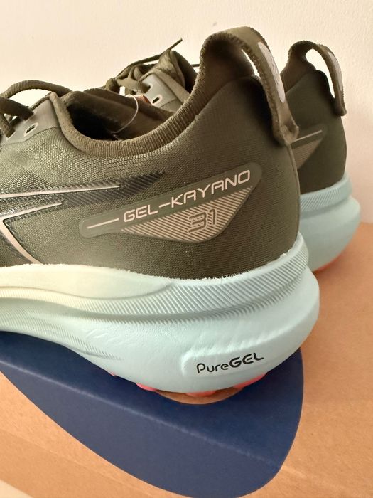 Прекрасен Asics Gel Kayano 31-ЧИСТО НОВИ !