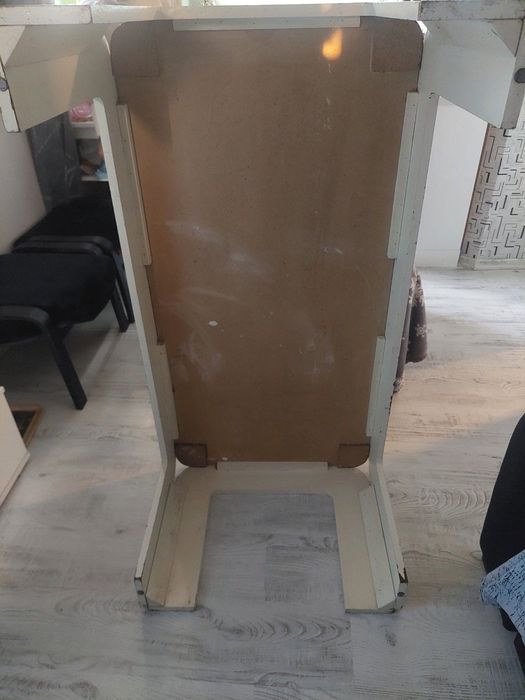 Холна маса слонова кост