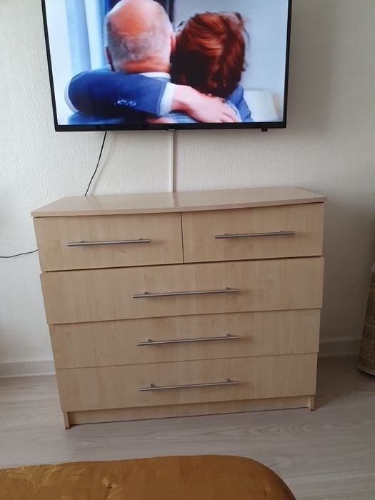 Продам большой комод с усиленным дном ящиков и  угловую полку