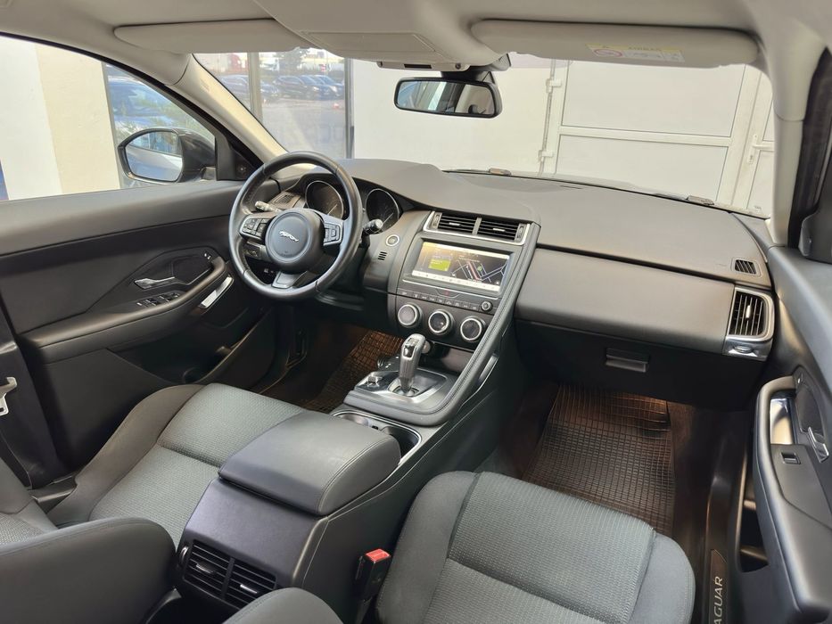 Jaguar E-Pace 2019/09-4X4-Gps Navi-Faruri Led-Cu Rate\Leasing\Avans-0