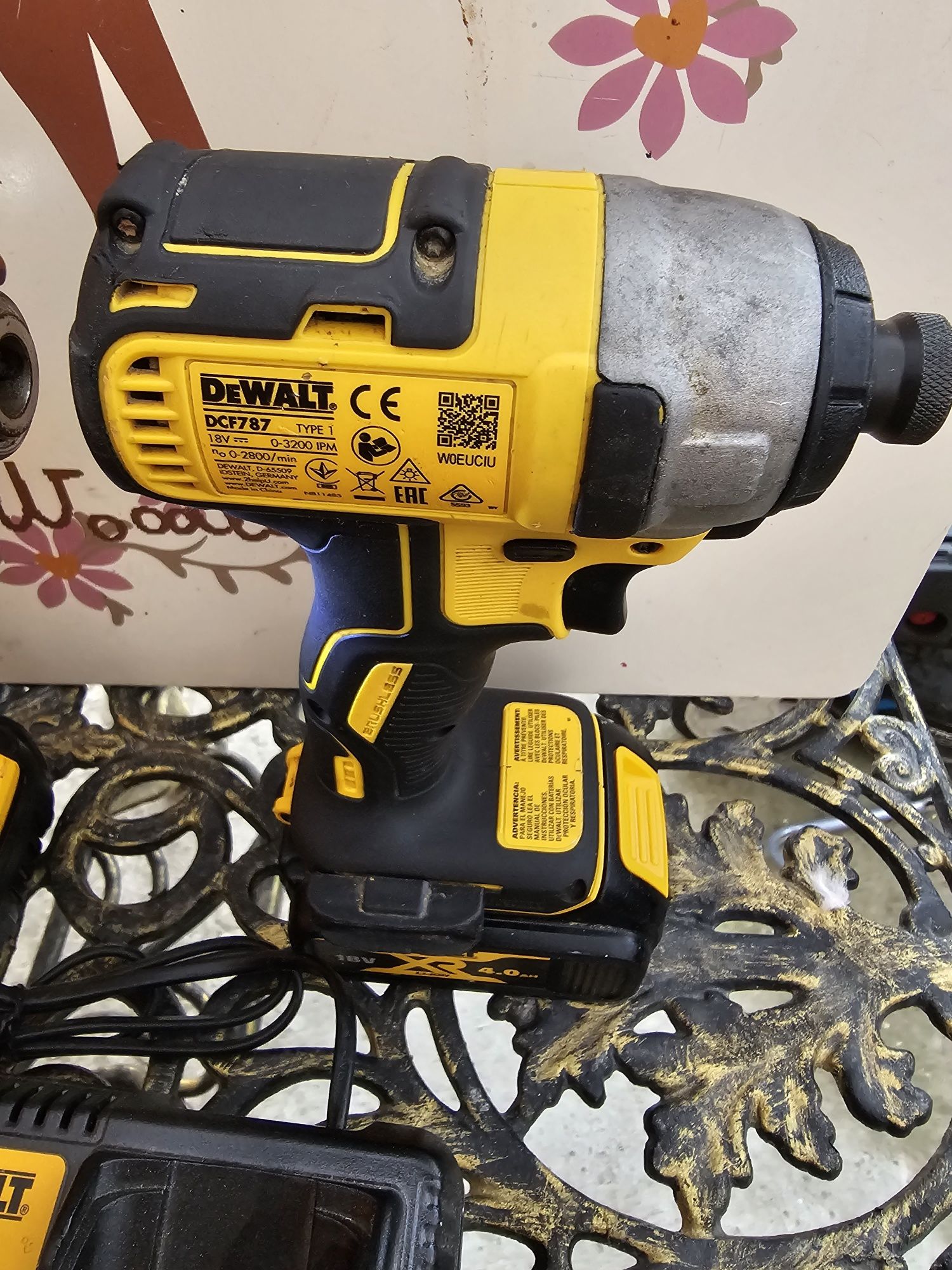 set filetante dewalt model brushless.