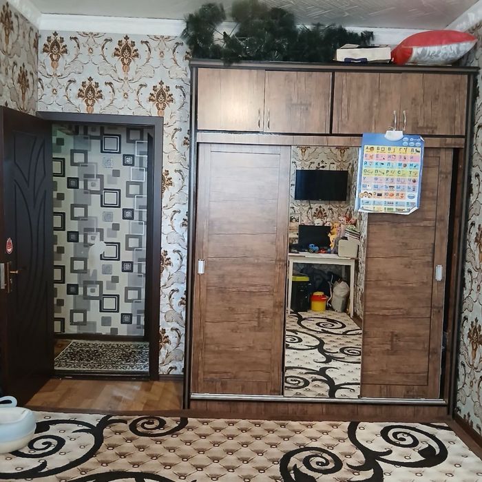 Срочно продается Лисунова 4