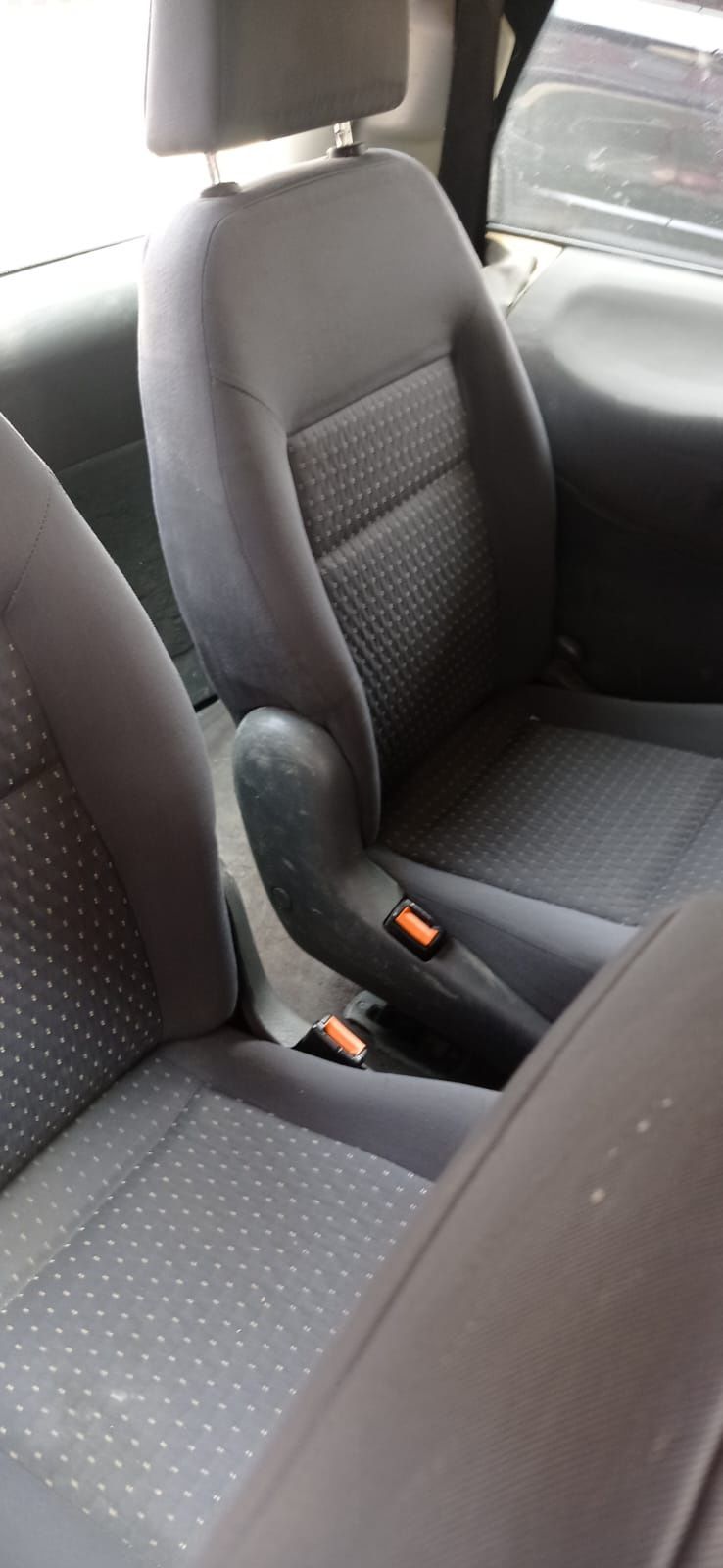 Vând Seat alhambra 1.9 tdi