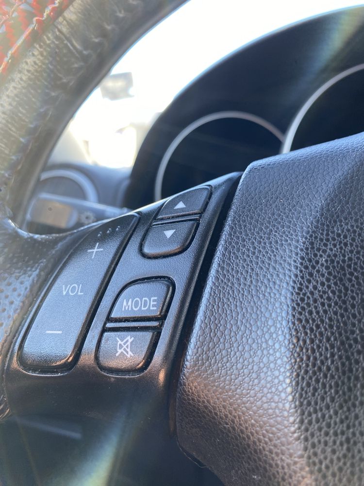 Mazda 3 1.6      Hdi