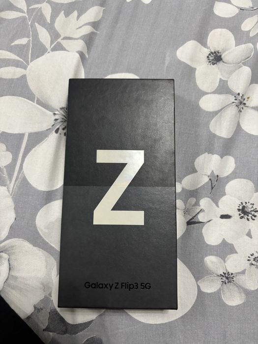 Samsung galaxy Flip3 5G