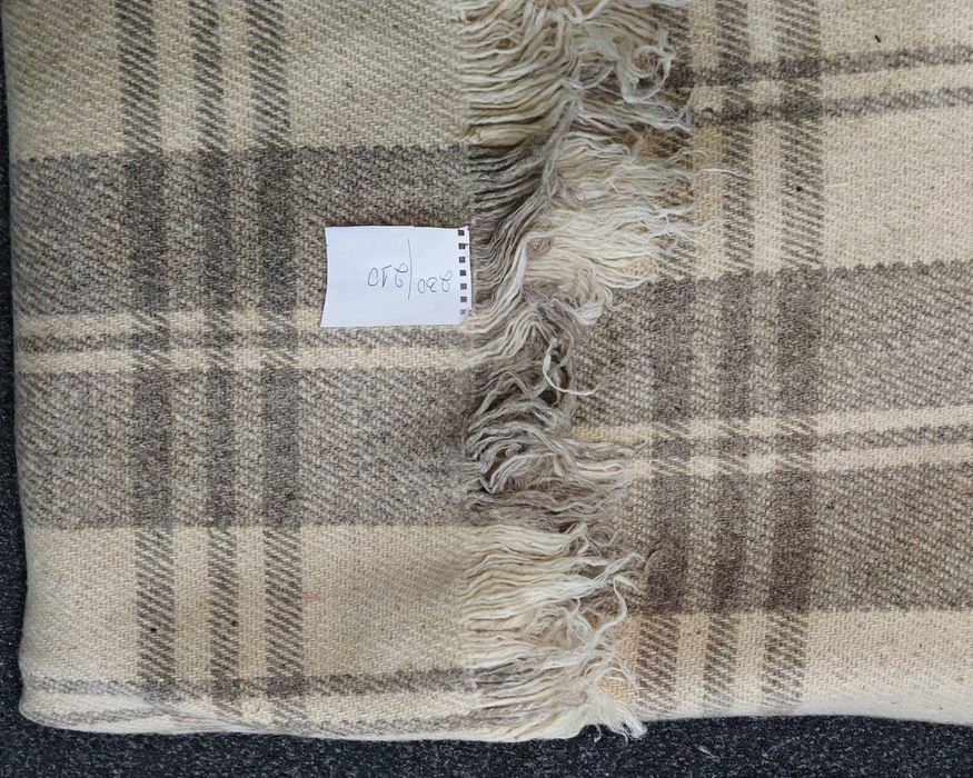 Продавам родопски одеала, всички са чисто нови