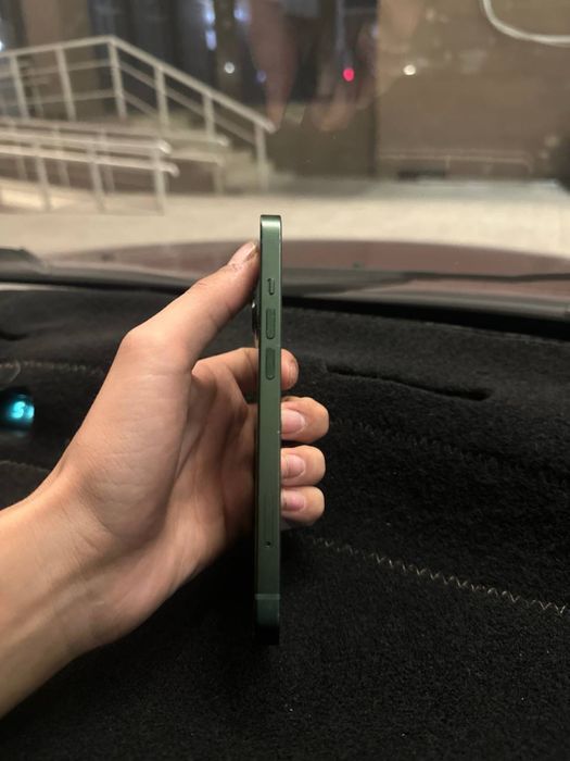 айфон 13 срочна