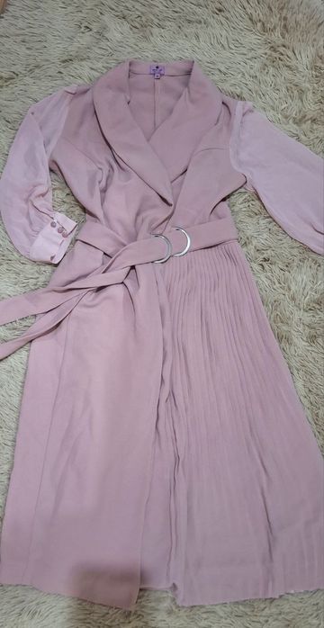 Платье новое необычный фасон.