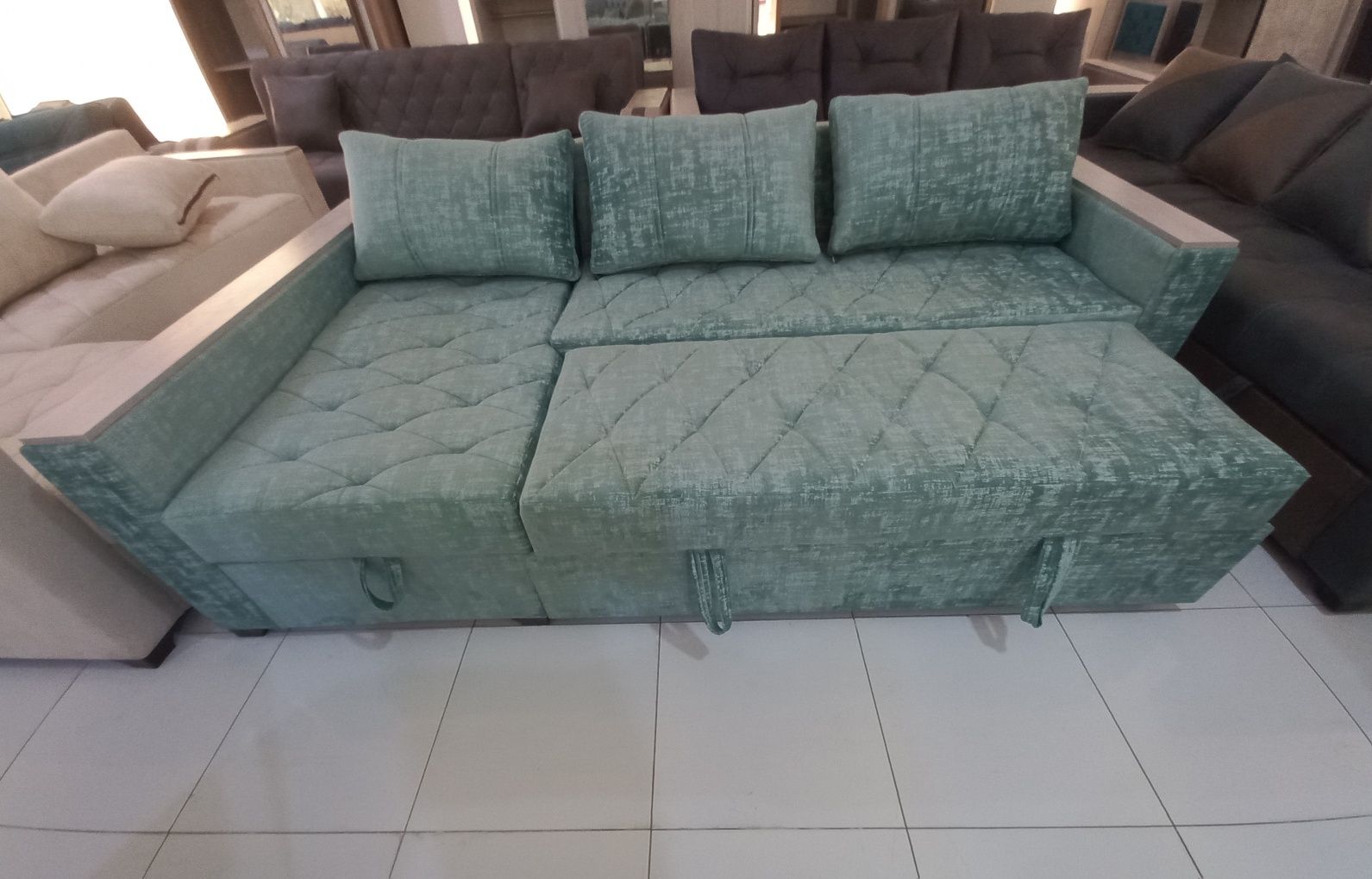 Ayamis mebel Zamonaviy mebel kapot ugalok sotiladi