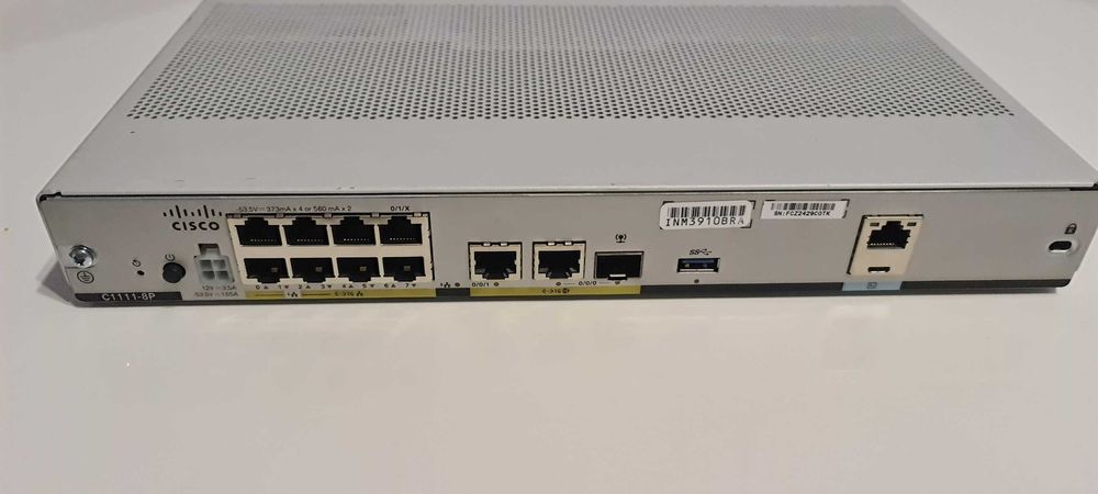 Router Cisco C1111-8P 8-Port Dual WAN Gigabit Ethernet - PoE