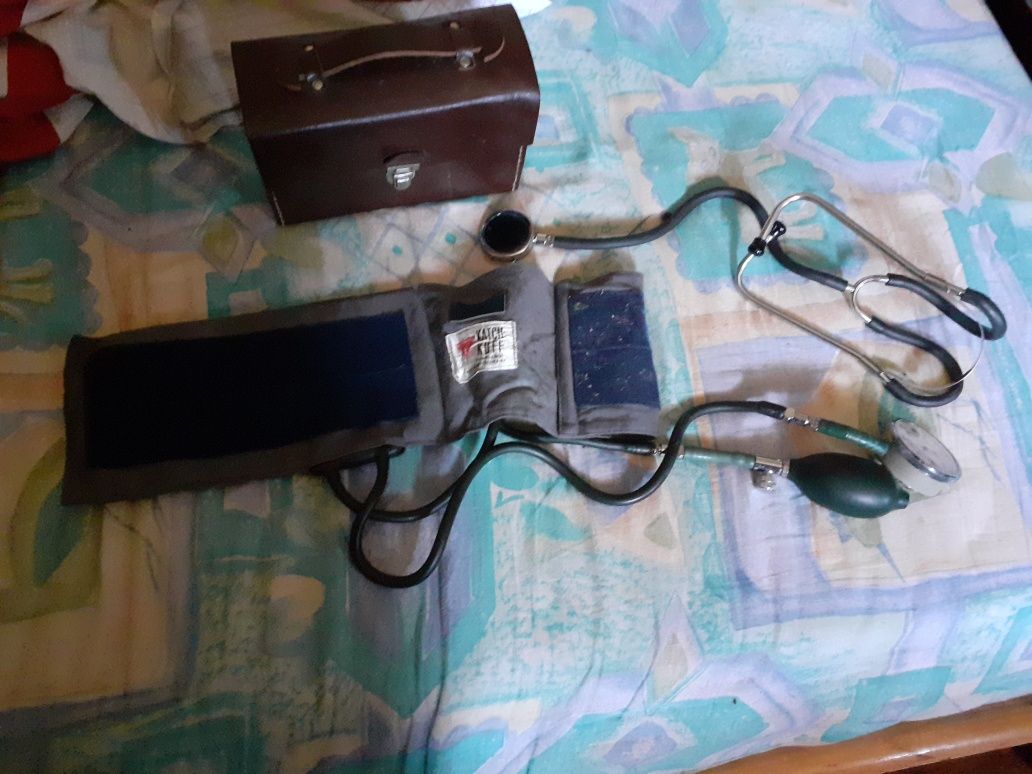 Tensiometru, stetoscop,set vintage,original Germania de vest.