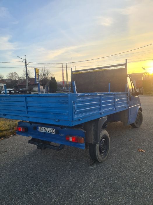 Vand ford transit cu turbo 125 cp  basculabil