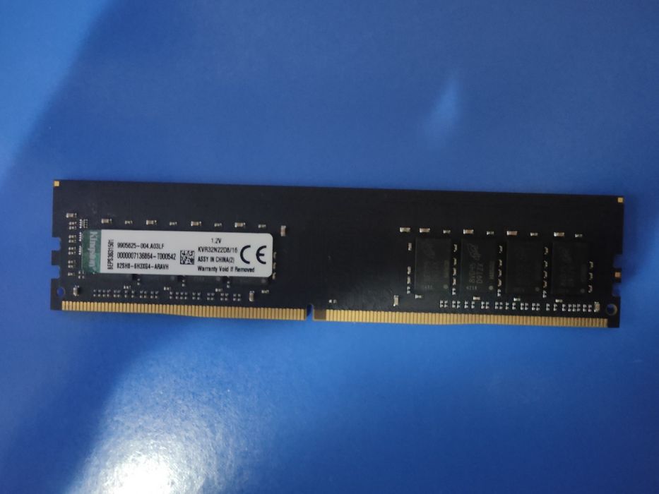 ОЗУ ddr4 от  Kingston 16g 3200 МГц
