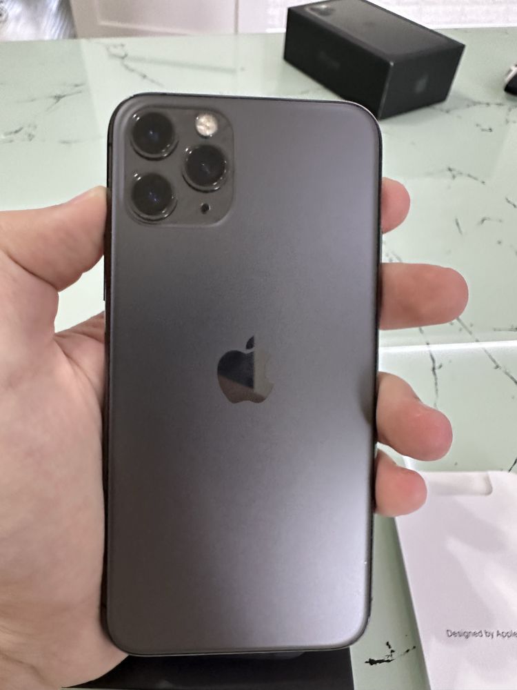 Iphone 11 pro 64 GB LLA