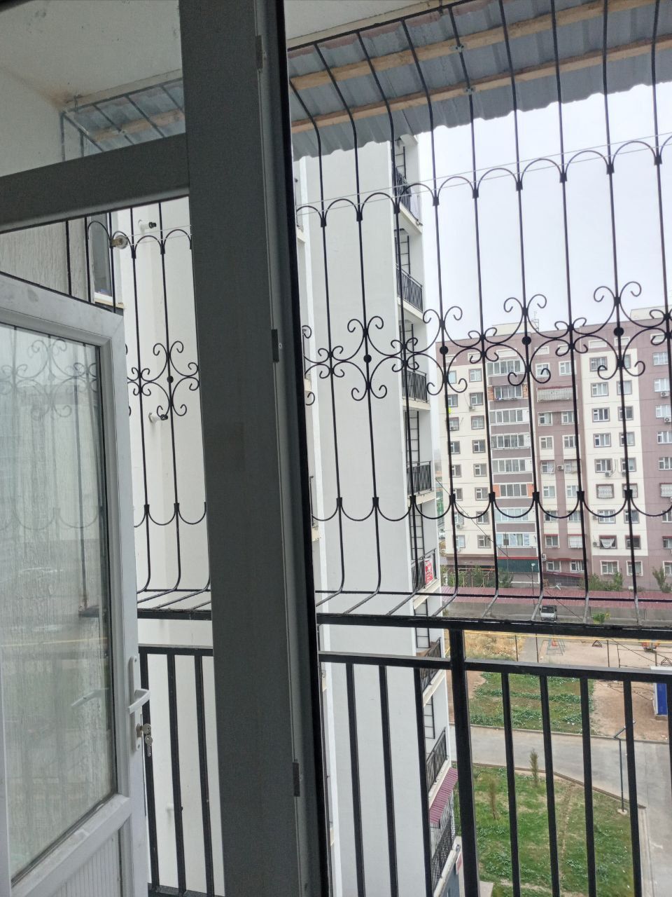 Квартирага ёш оила куйилади