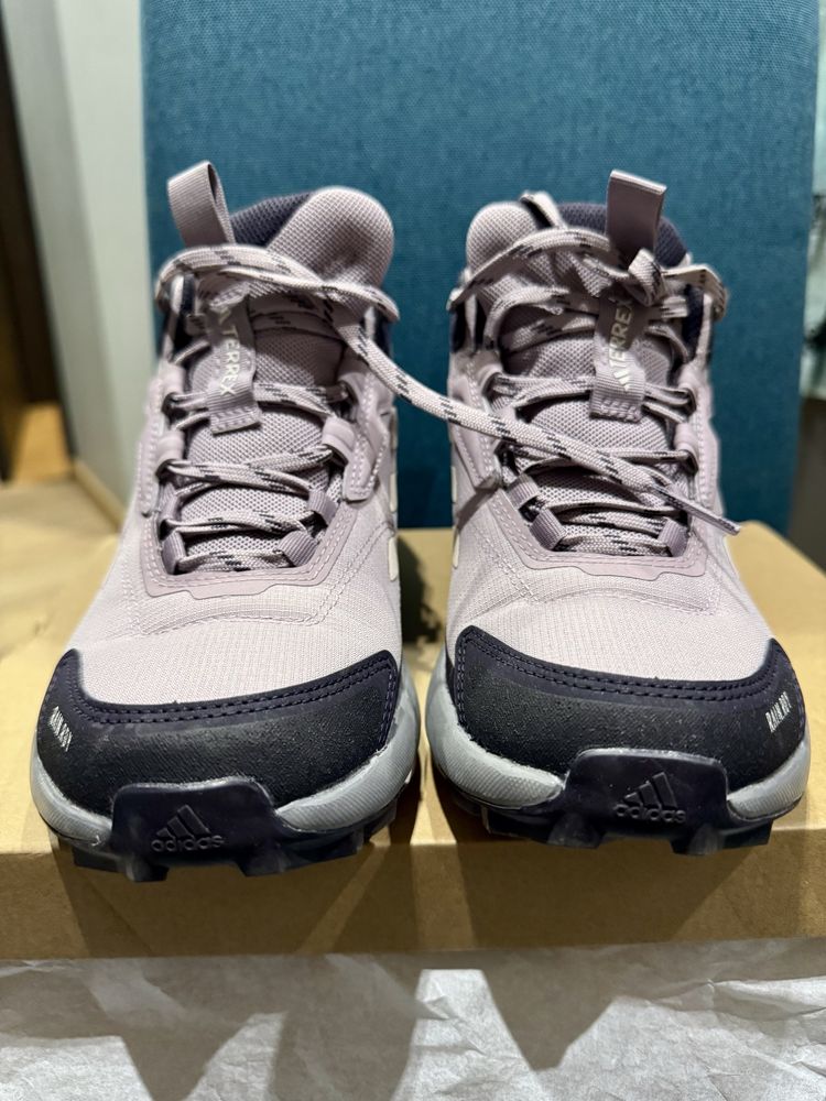 Adidas Terrex дамски боти