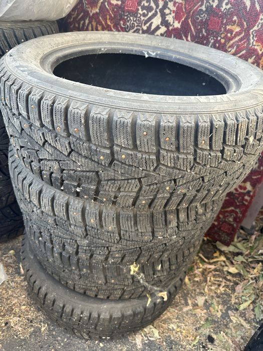 Зимние шины 205/55/R16, комплект, шипы