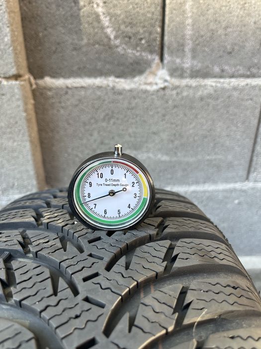 Зимна гума Kumho 205/55/16 DOT 2019 1бр.