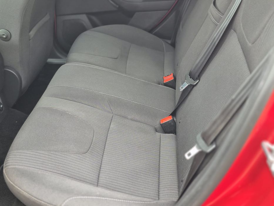 Ford focus benzina 1000 c.c  125 c.p