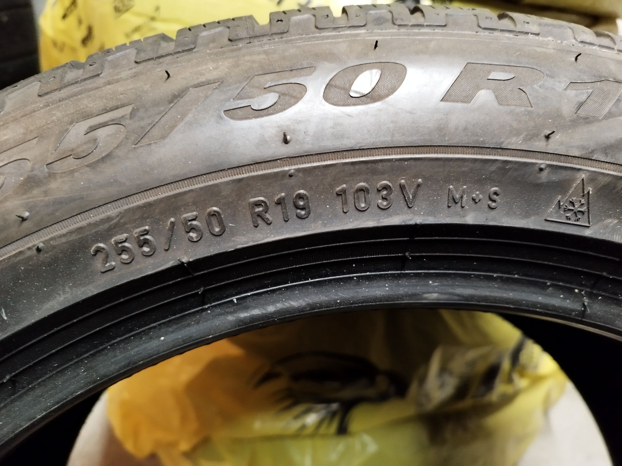 Pirelli 235/55-255/50/19