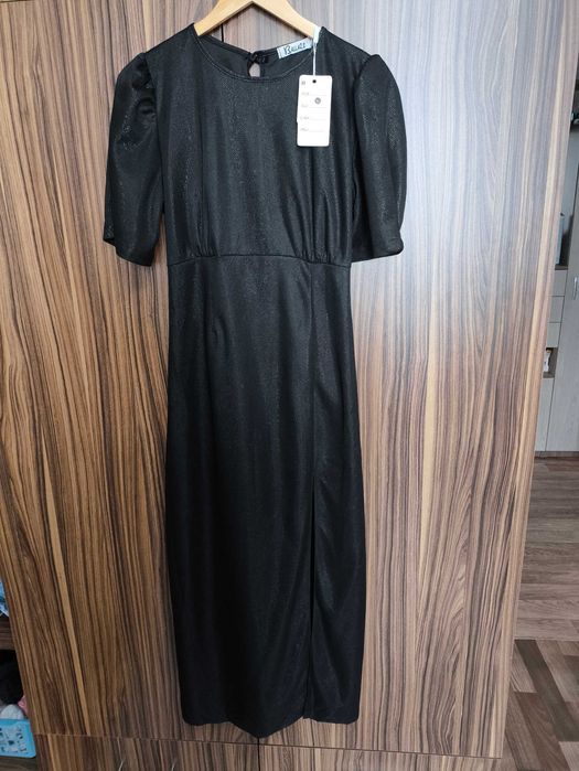 Продам новое вечернее платье