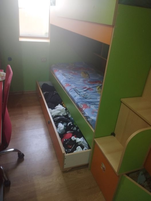 Pat Paturi supraetajat pt 2 copii