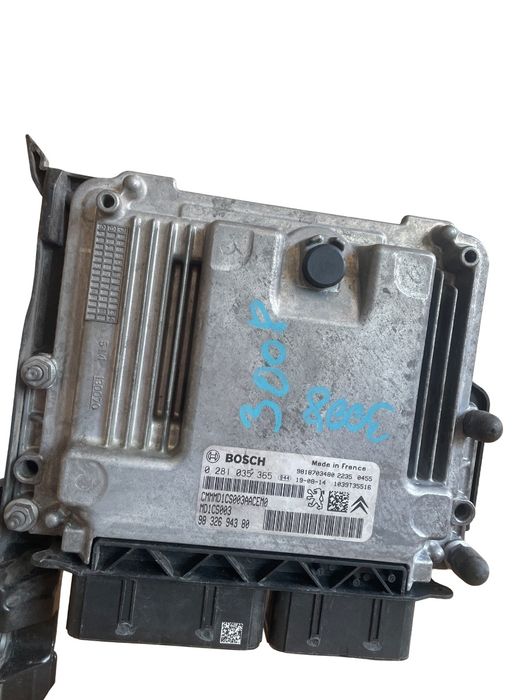 ECU modul/unitate de control motor PEUGEOT 3008  0 281 035 365