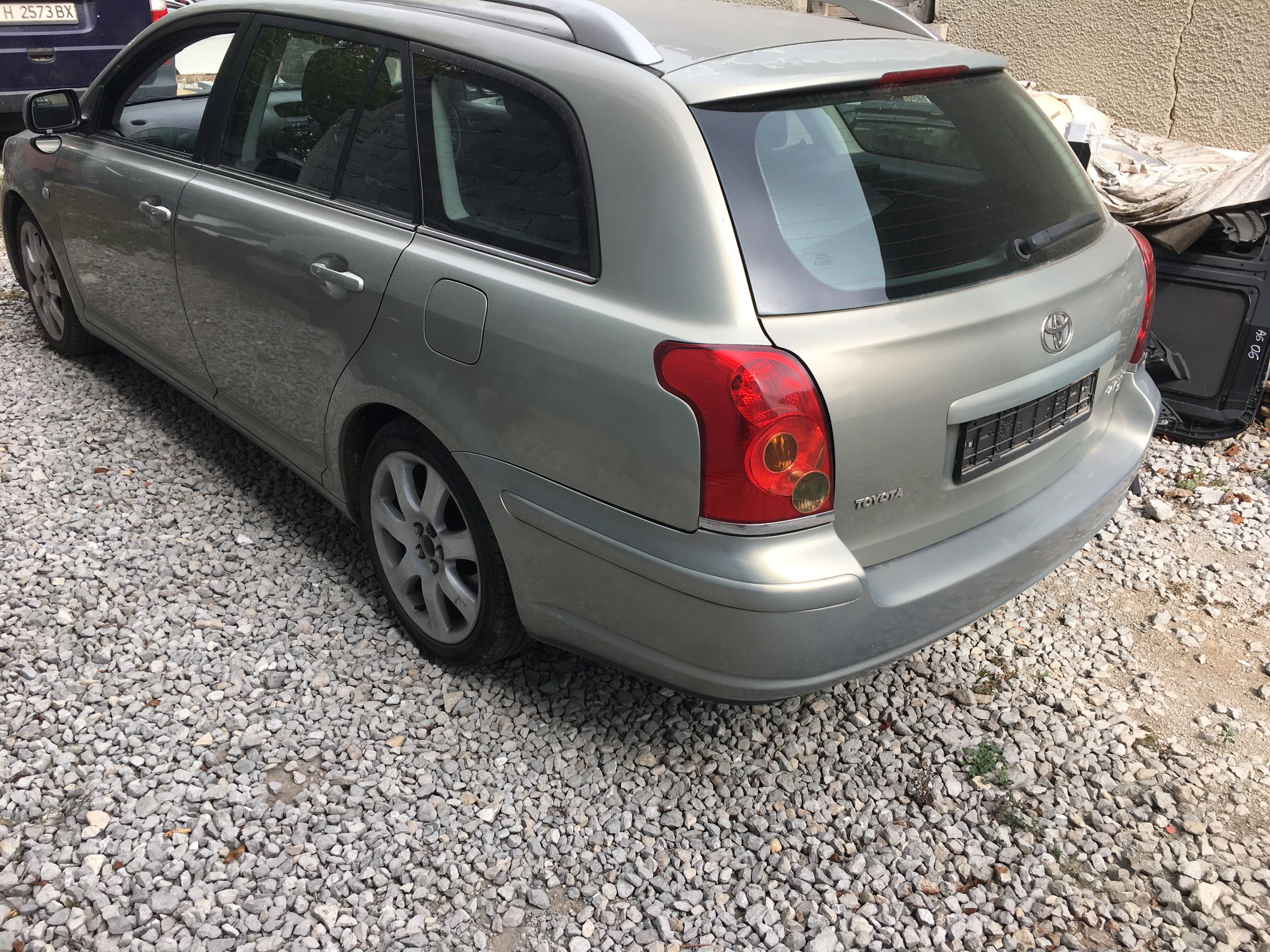 Toyota Avensis 1.8Vvti. На части