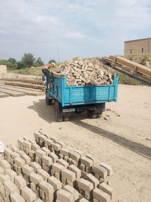Gaz 53 samosval  sotiladi srochna. Holati alo.