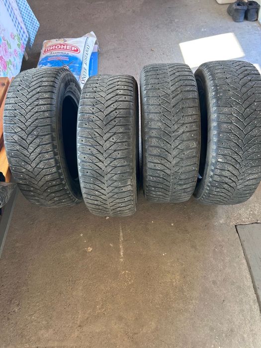 Продам зимние шины