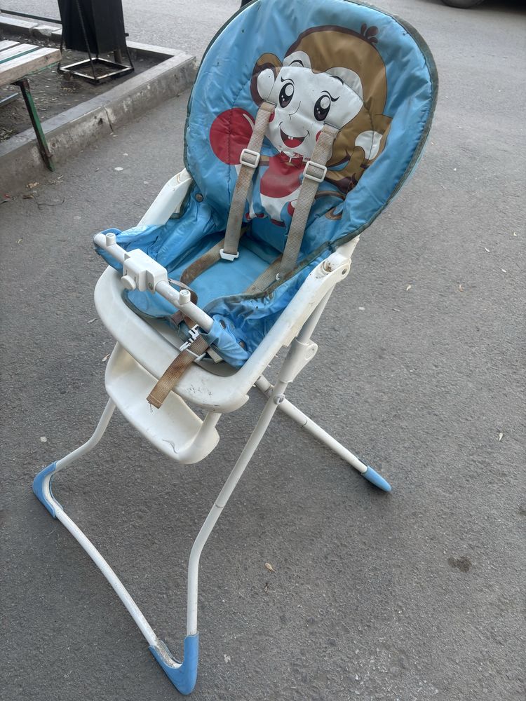 Продам стульчик для кормления