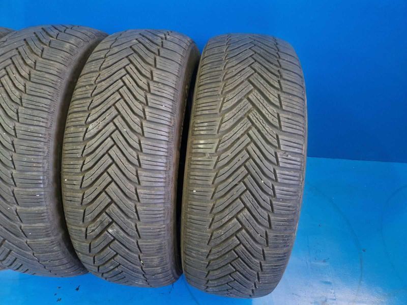 4 Michelin R17 215/60
зимни гуми DOT4520