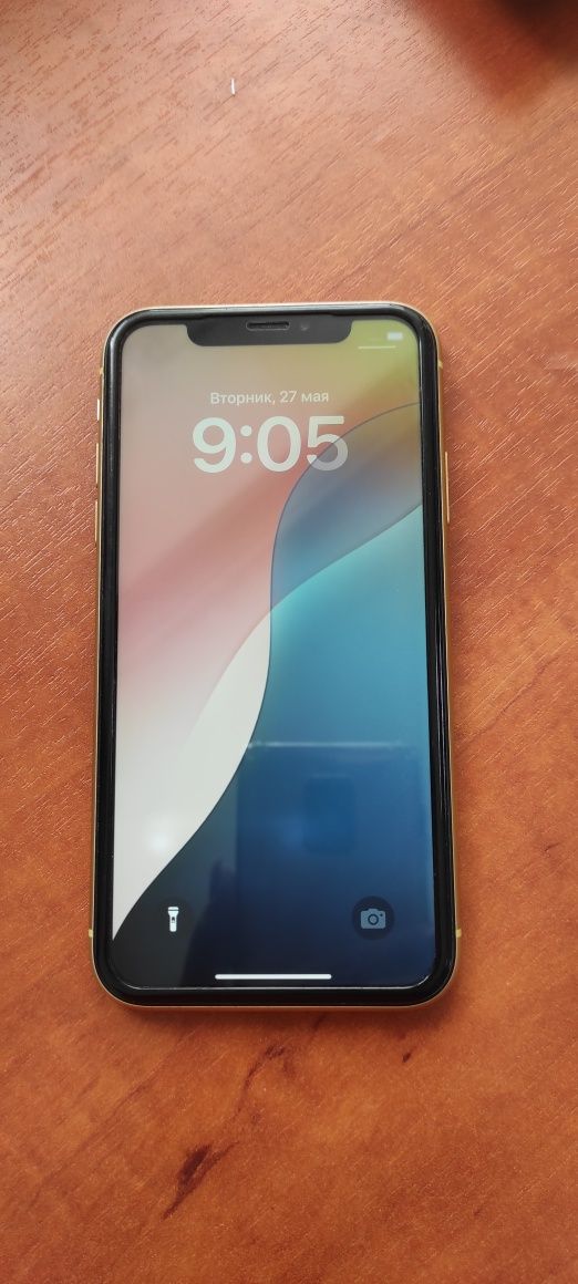 Срочно продам Айфон XR