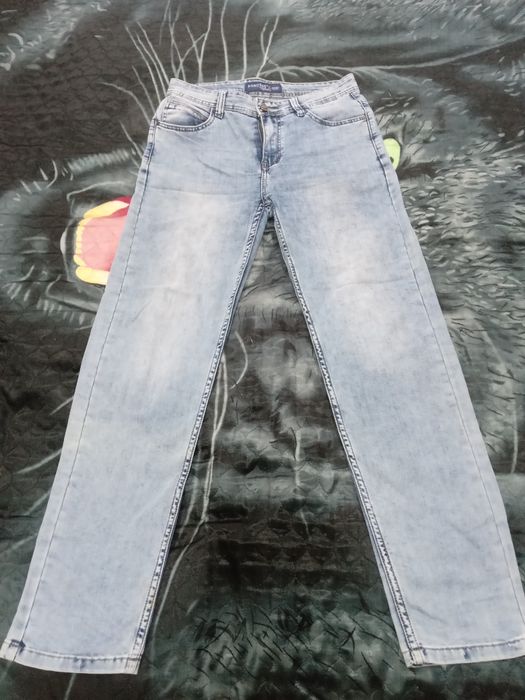 Продам джинсы...