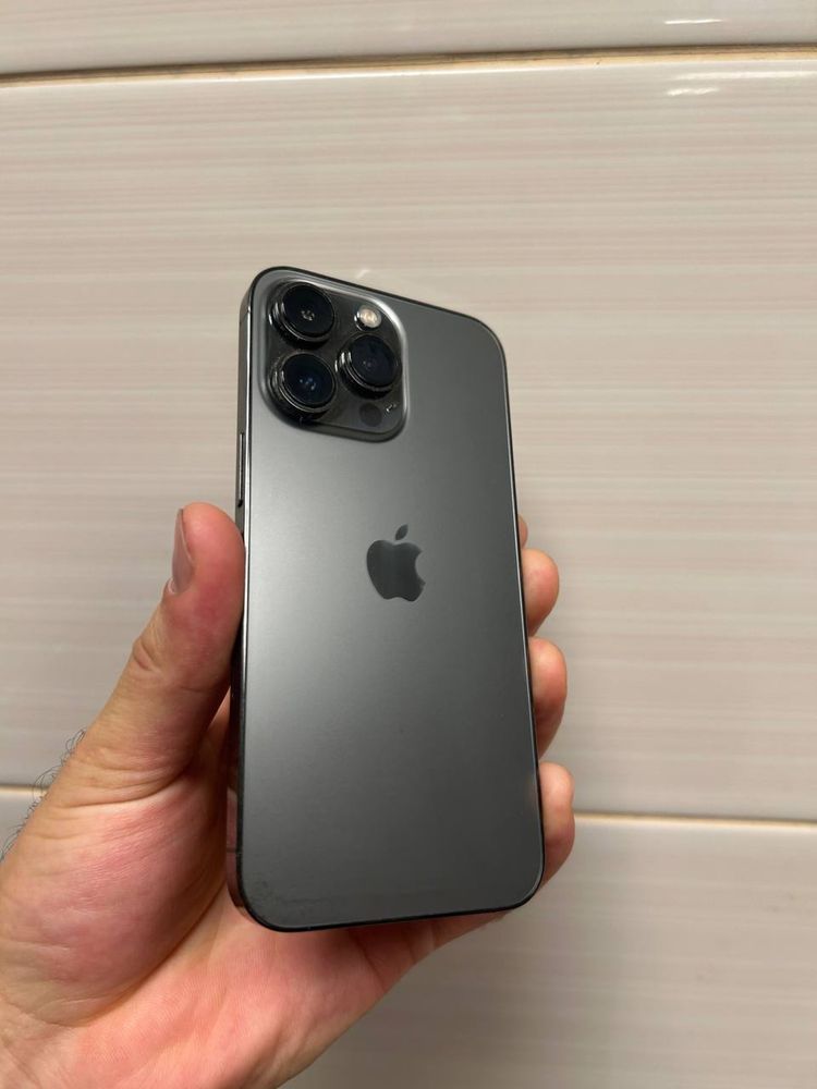 Apple 13 pro 256 LLA