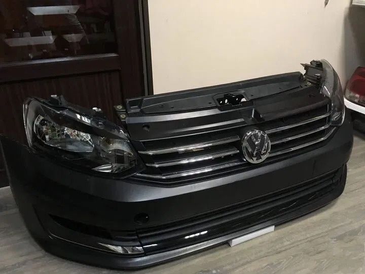Фольксваген , Запчасти, Авто Volkswagen Polo ,Бампер , капот ,фары , к