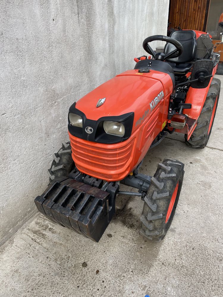 Трактор Kubota B 2420