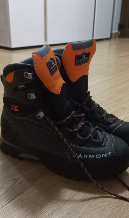 Gheată de munte Garmont Tower LX GTX
Acestea sunt caracterizate de ur