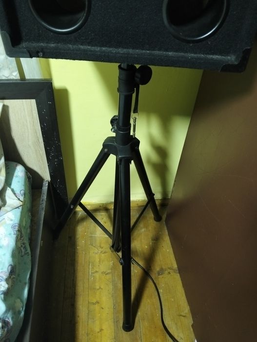 Vând sau schimb telefon