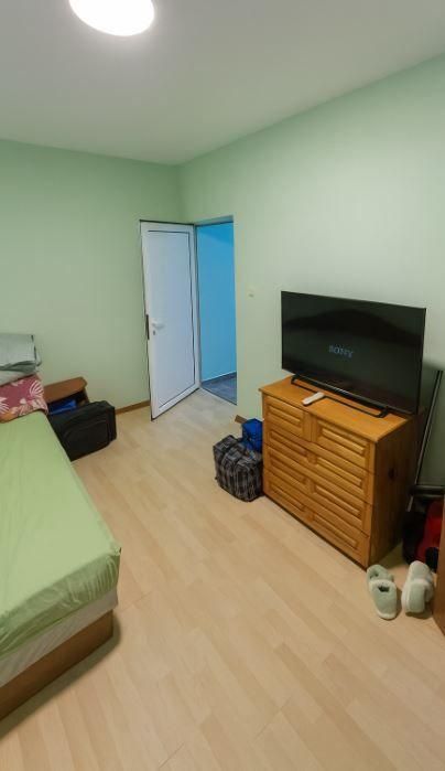 Дава се под наем Двустаен апартамент в Варна, Център - 45 кв.м за 325 € - Снимка #2