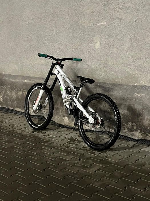 Vand sau schimb Yt tues 2013 downhill full suspension enduro