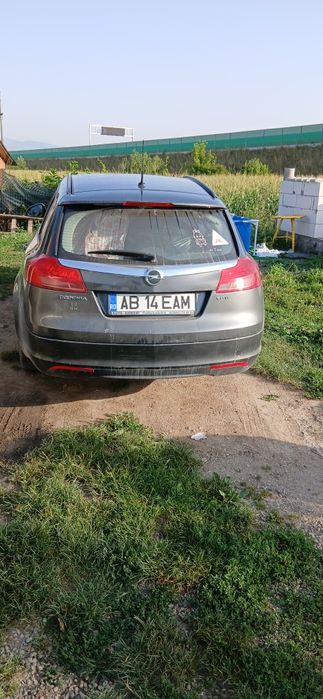 Oferta de  vară Opel insignia  2009 motor 2000 diesel  160 cai