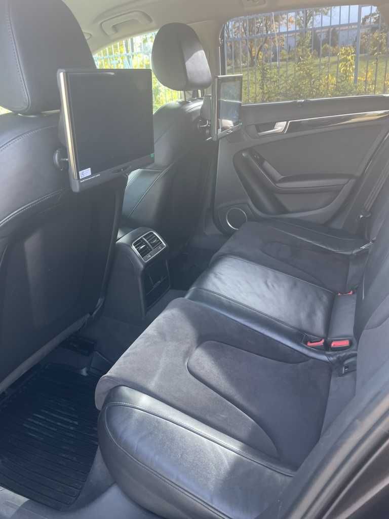 Audi A4 B8 2.0 143 коня