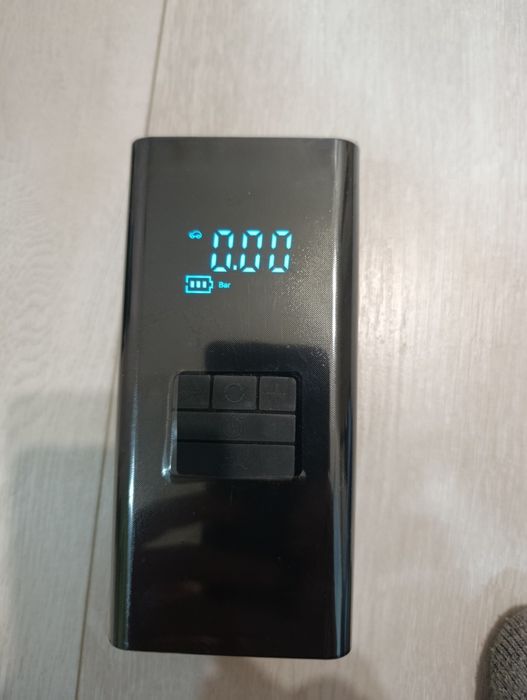 Компрессор для автомобиля, велосипеда,  мотоцикла