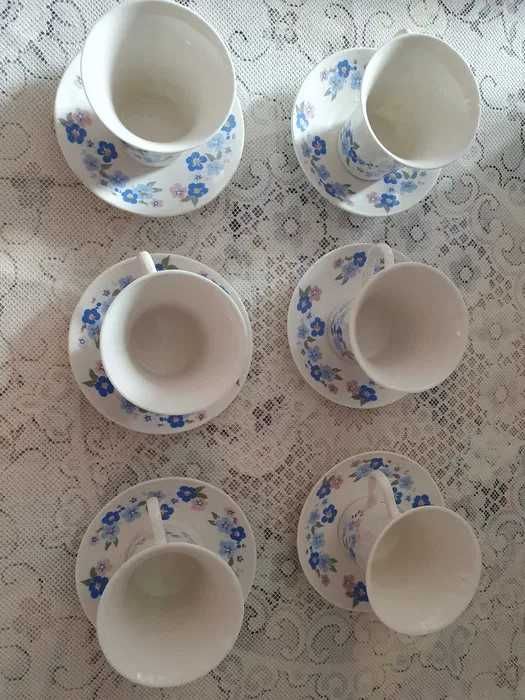 Seturi vintage de ceșcute de cafea