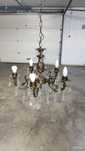 Candelabru vintage cu ornamente cristal