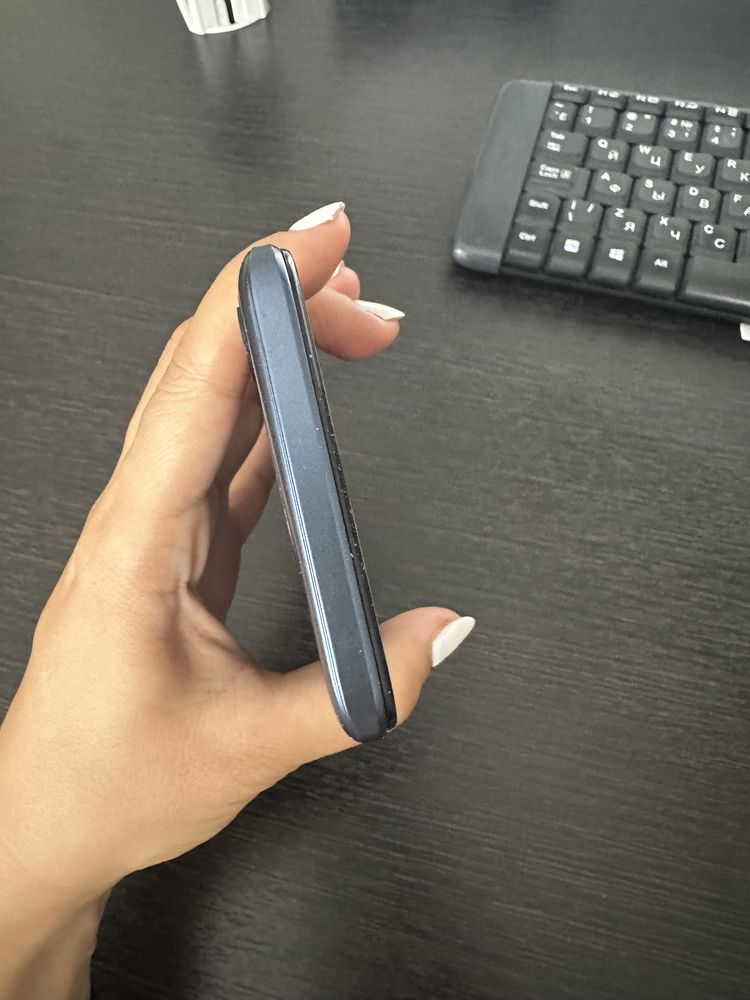 Tecno Spark 8C сотовый телефон
